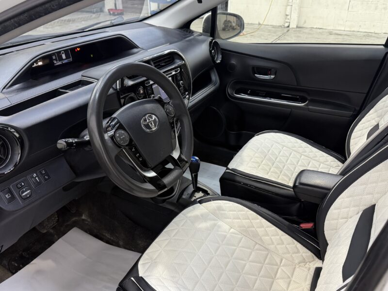 2018 Toyota Prius C