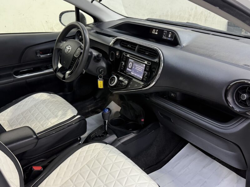 2018 Toyota Prius C