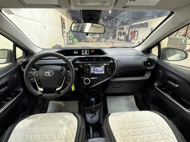 2018 Toyota Prius C