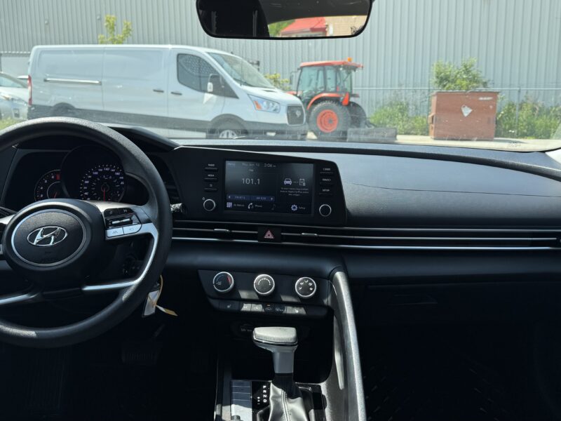 2022 Hyundai Elantra