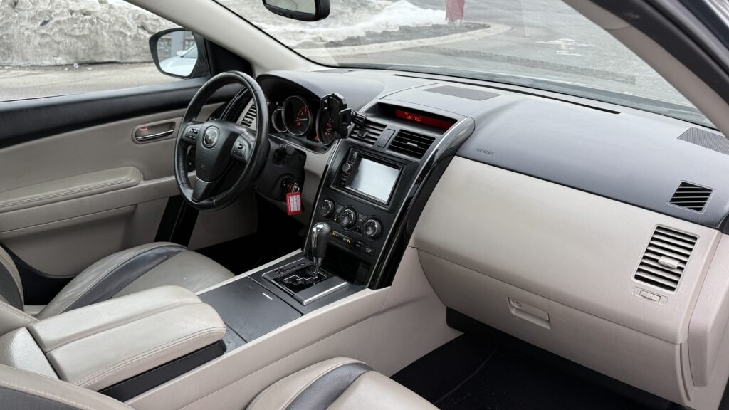 2012 Mazda CX-9 Touring 7 Passenger